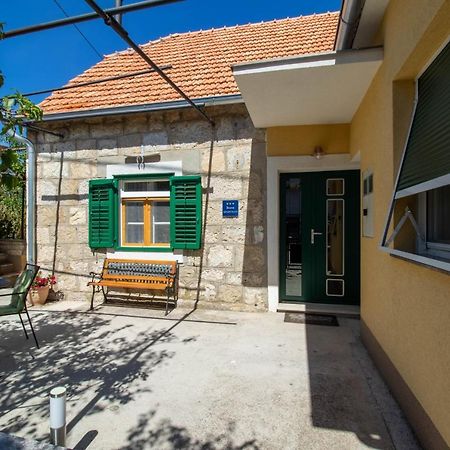Apartman Ivan Drniš エクステリア 写真