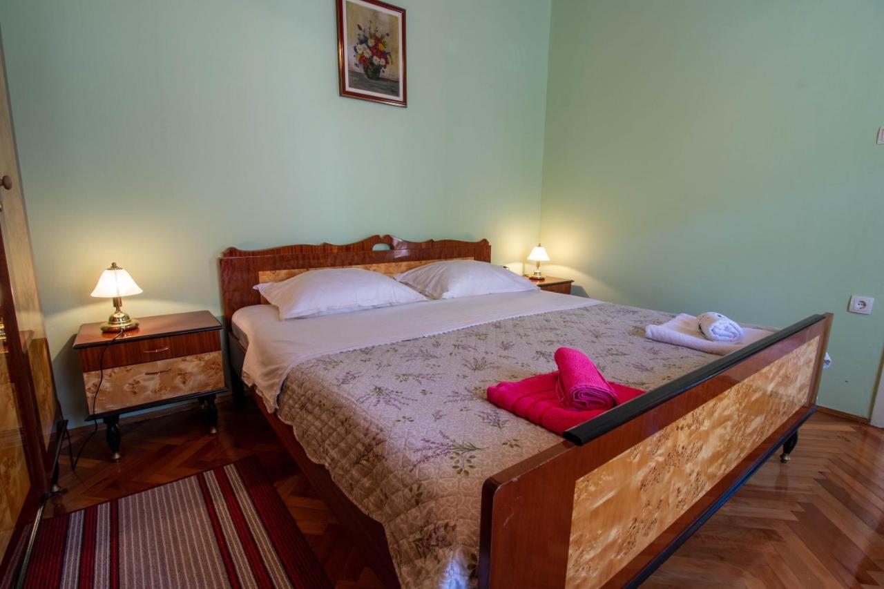 Apartman Ivan Drniš エクステリア 写真